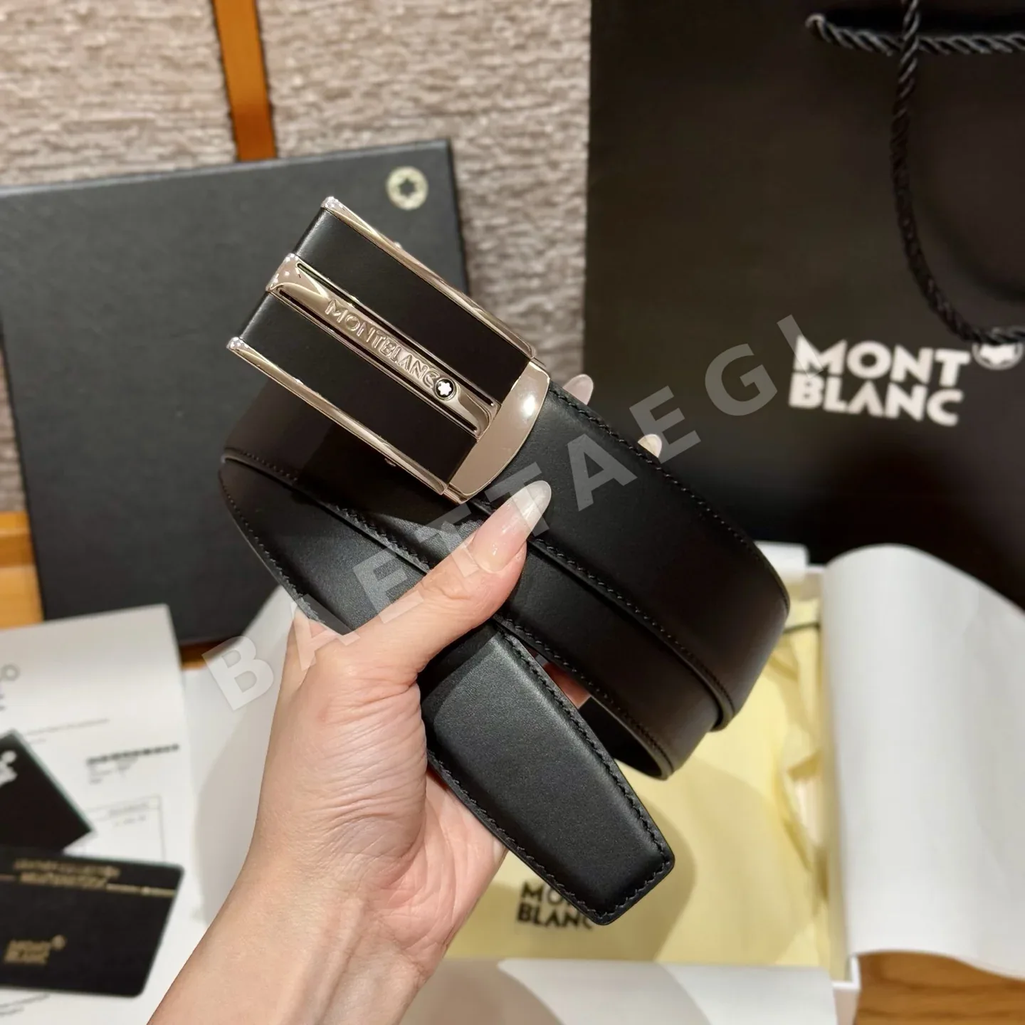 몽블랑 자동 버클 가죽 남성 벨트 상세 이미지 2