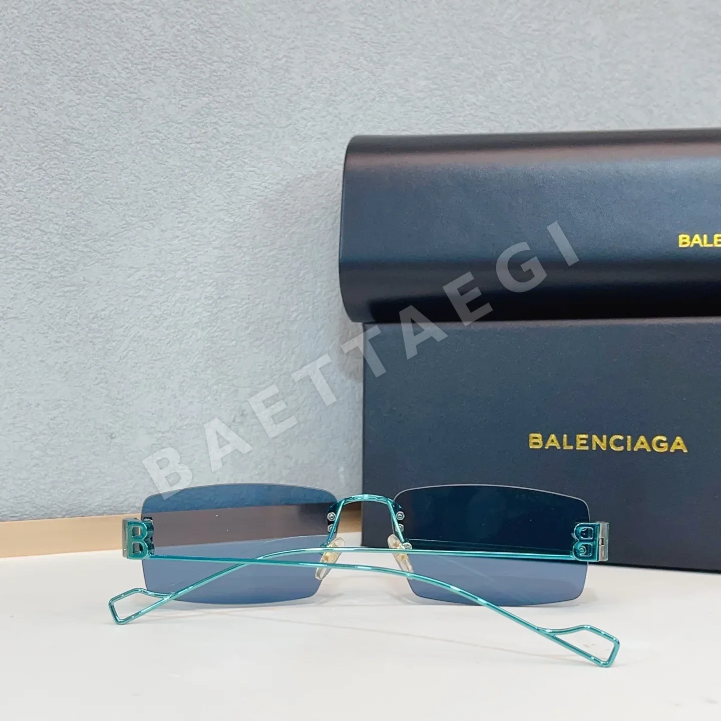 발렌시아가 선글라스 BB0110 S 상세 이미지 4