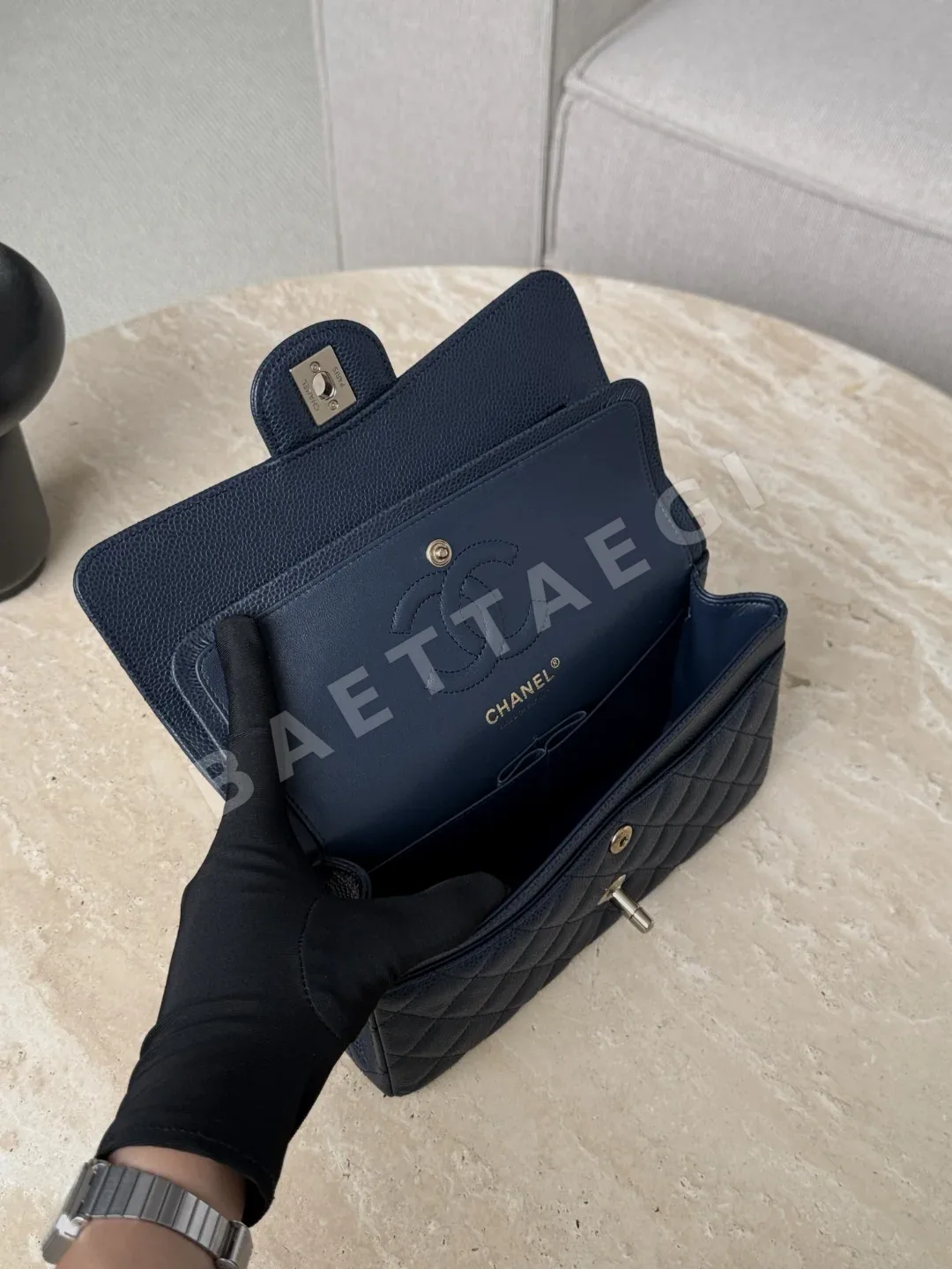 샤넬 오션 블루 연금장 엣지 스티치 가방 33081