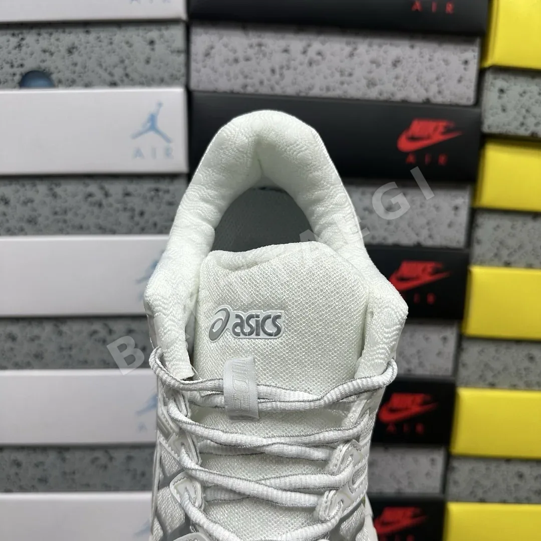 아식스 [KO] 젤 카야노 20 1203A388-100 200438 Asics Gel-Kayano 20 White Pure Silver 상세 이미지 4