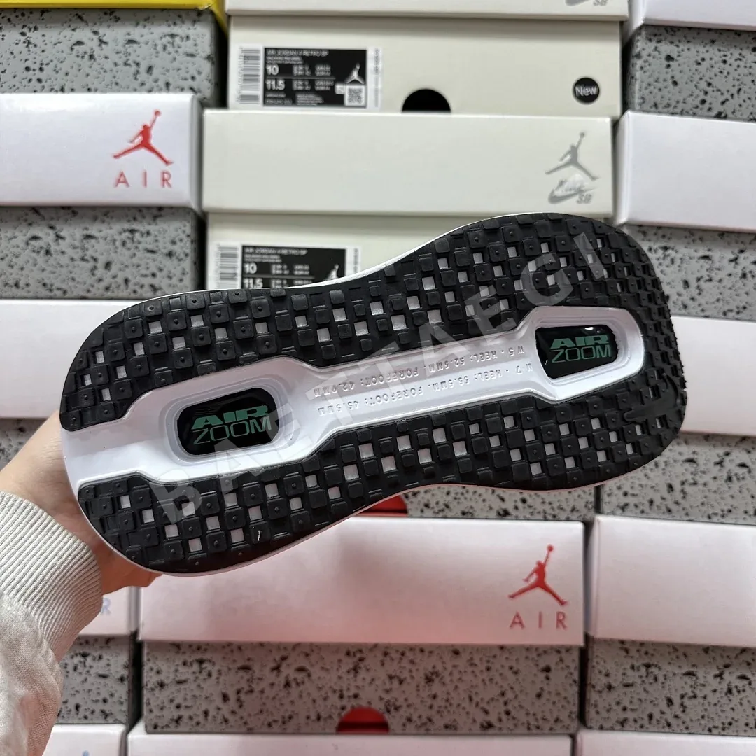 나이키 [5A] 보메로 프리미엄 블루 HQ2050-983 201628 Nike Vomero Premium 상세 이미지 8