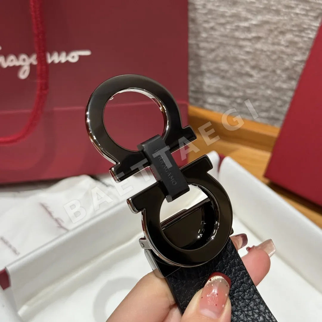 페레가모 간치니 실버 메탈 버클 양면 가죽 벨트 상세 이미지 6