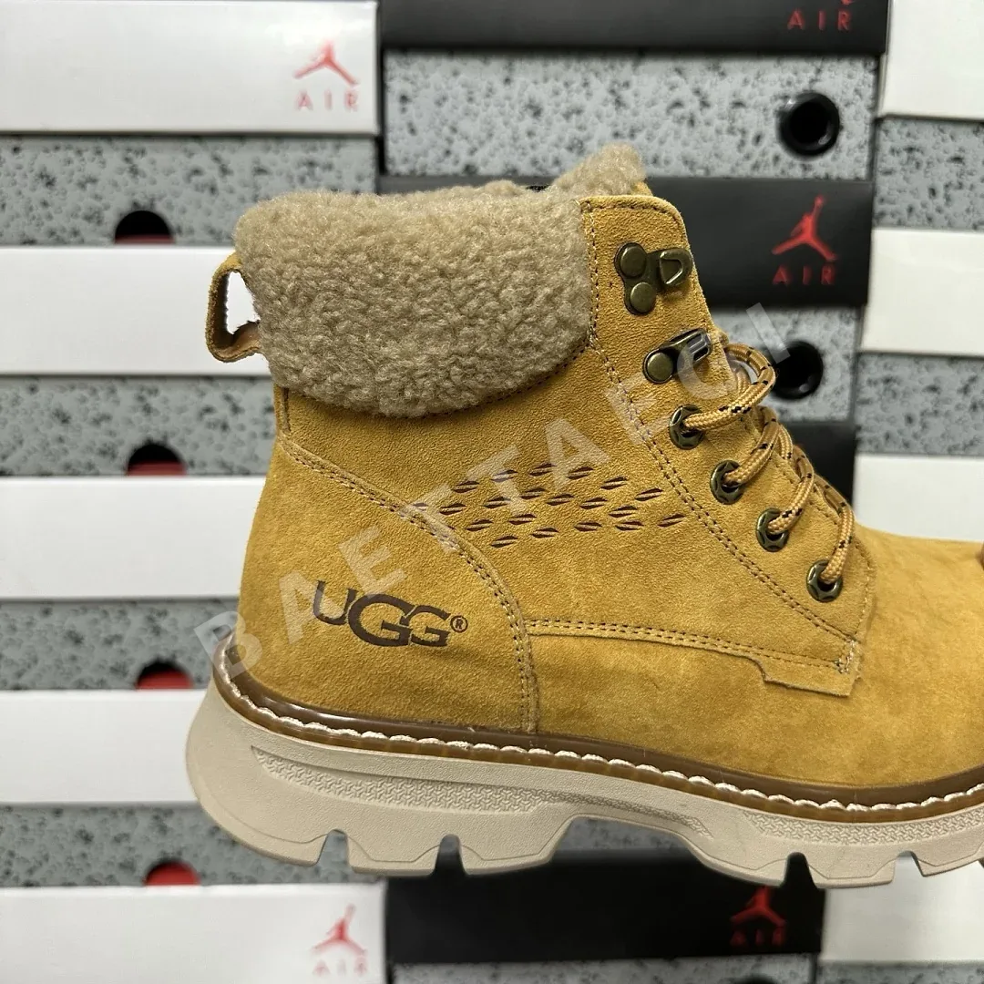 어그 [OT] 5869 옐로우 209148 UGG 5869 상세 이미지 2