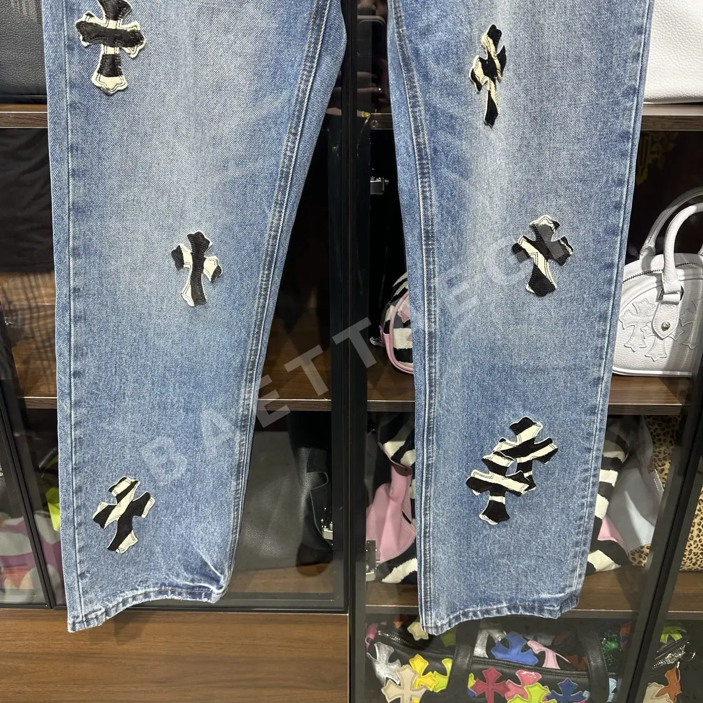크롬하츠 블루 카우하이드 제브라 스킨 남성 바지 상세 이미지 5