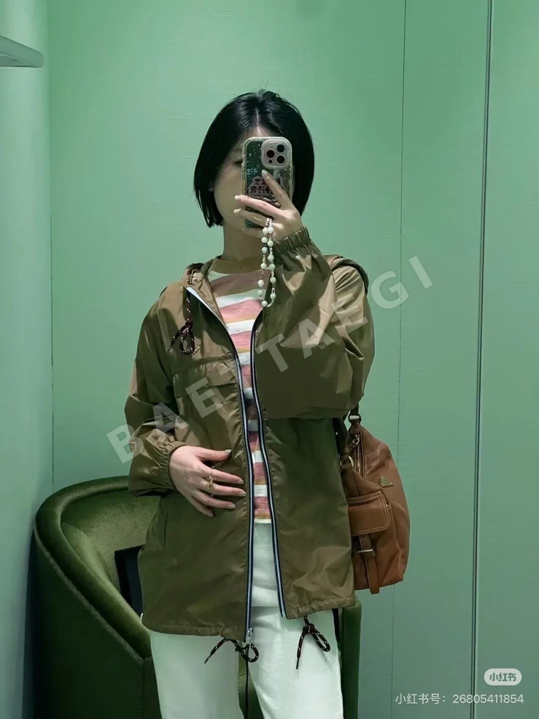 프라다 나일론 대비 라펠 여성 자켓 상세 이미지 4