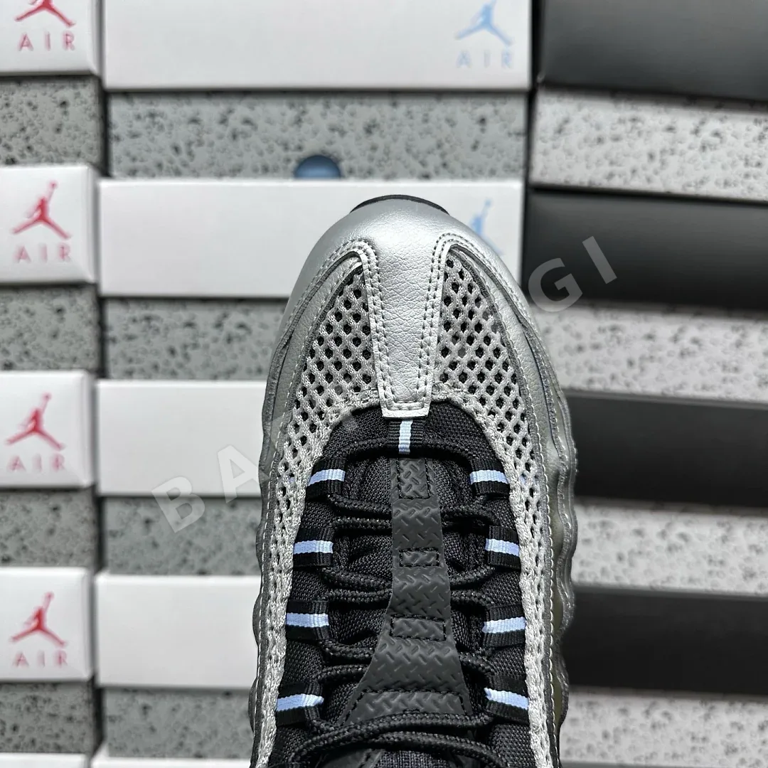 나이키 [GX] 에어 맥스 95 IQ7708-095 201756 Nike Air Max 95 Big Bubble Palace 상세 이미지 9