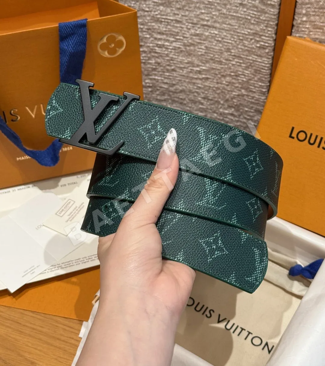 루이비통 디멘션 모노그램 헤리티지 40mm 리버시블 벨트 상세 이미지 3
