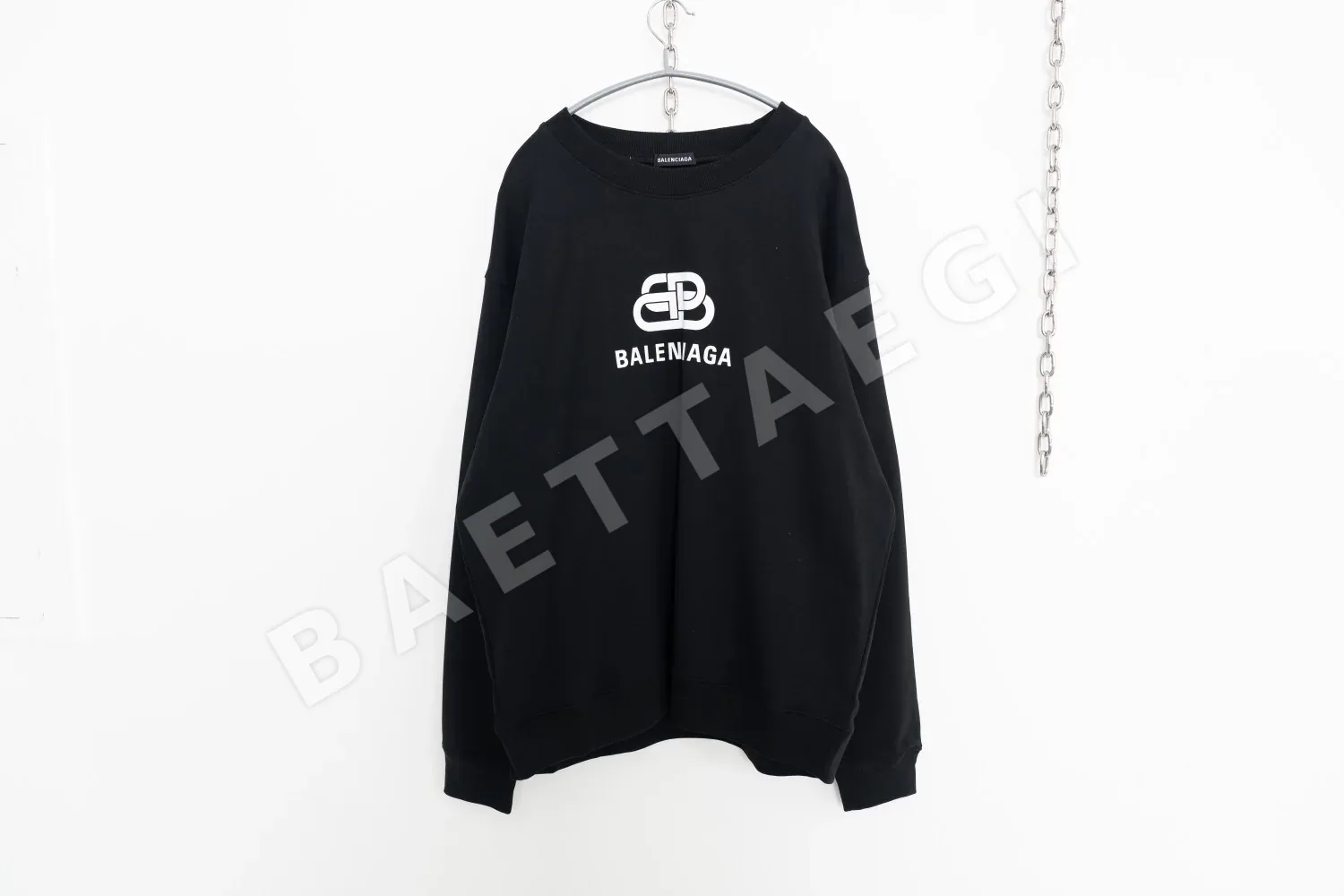 발렌시아가 남성 크루넥 긴팔 스웨트셔츠 157093