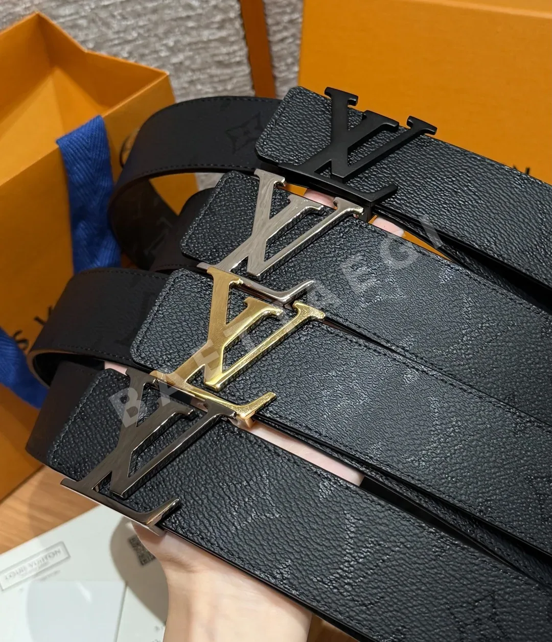 루이비통 이니셜 모노그램 미드나이트 40mm 리버시블 벨트 상세 이미지 2