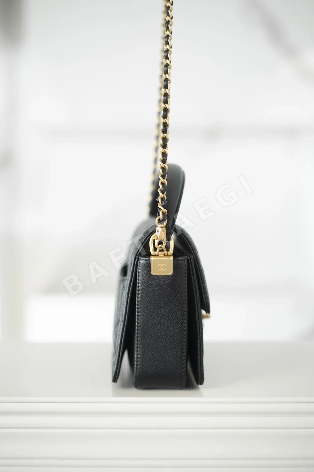 샤넬 캐비어 스킨 스몰 핸들 가방 상세 이미지 8