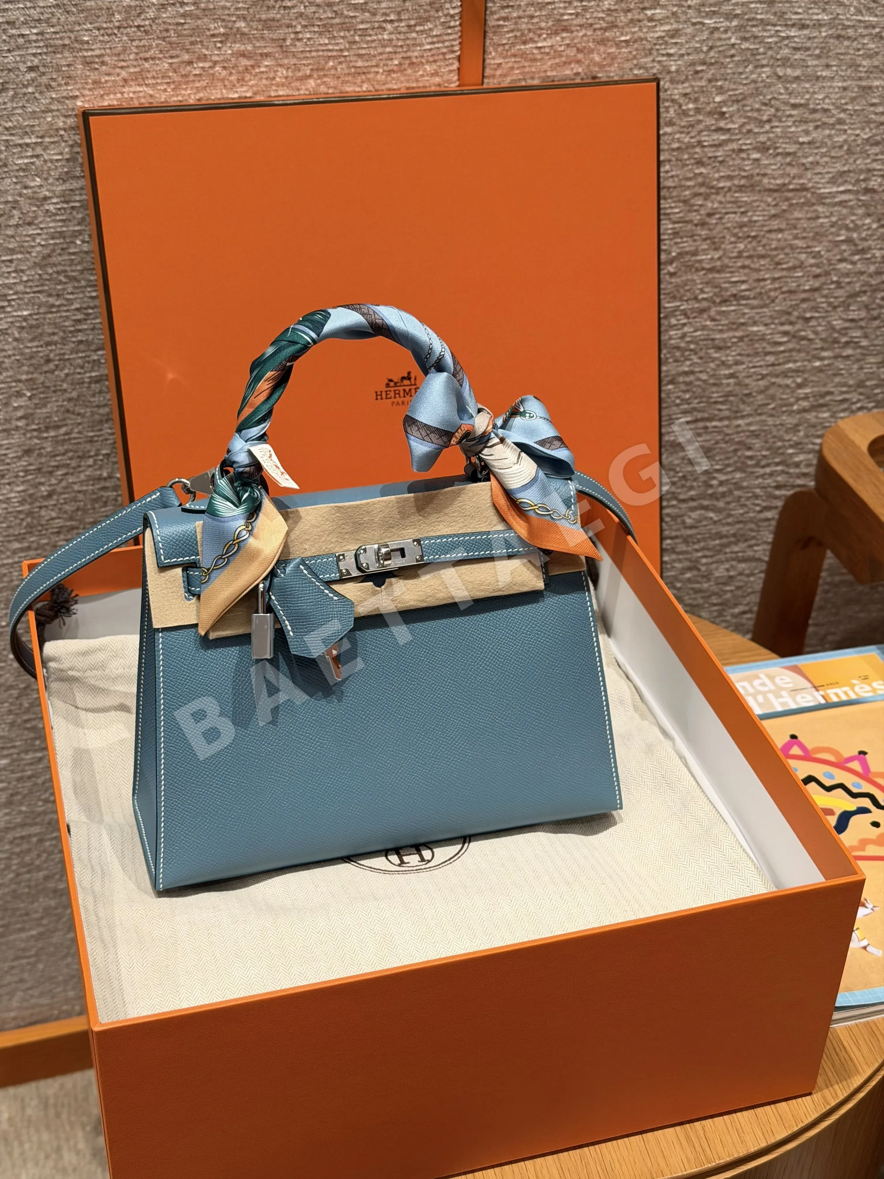 에르메스 켈리백 25 블루 실버 하드웨어 상세 이미지 12