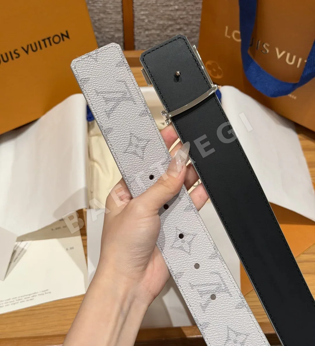 루이비통 이니셜 메탈 버클 40mm 리버시블 벨트 상세 이미지 6