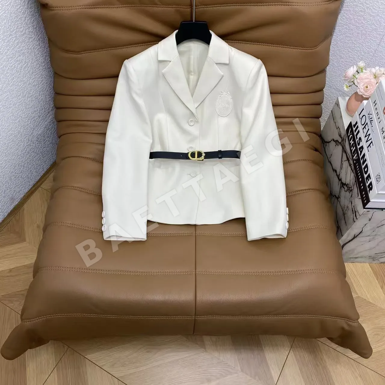 디올 허리 벨트 여성 자켓 상세 이미지 8