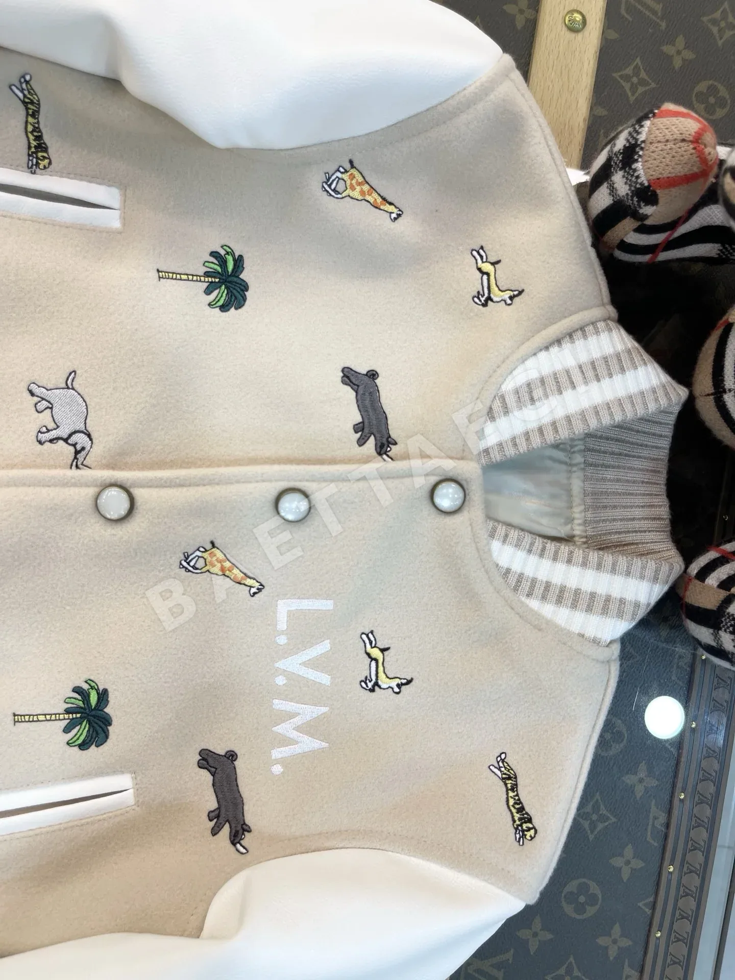 루이비통 Louis Vuitton 2026 Fall/Winter Children's Baseball Jacket ⚾ 상세 이미지 3