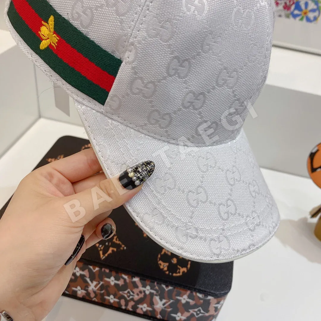 구찌 벌 모티브 베이스볼 캡 78431