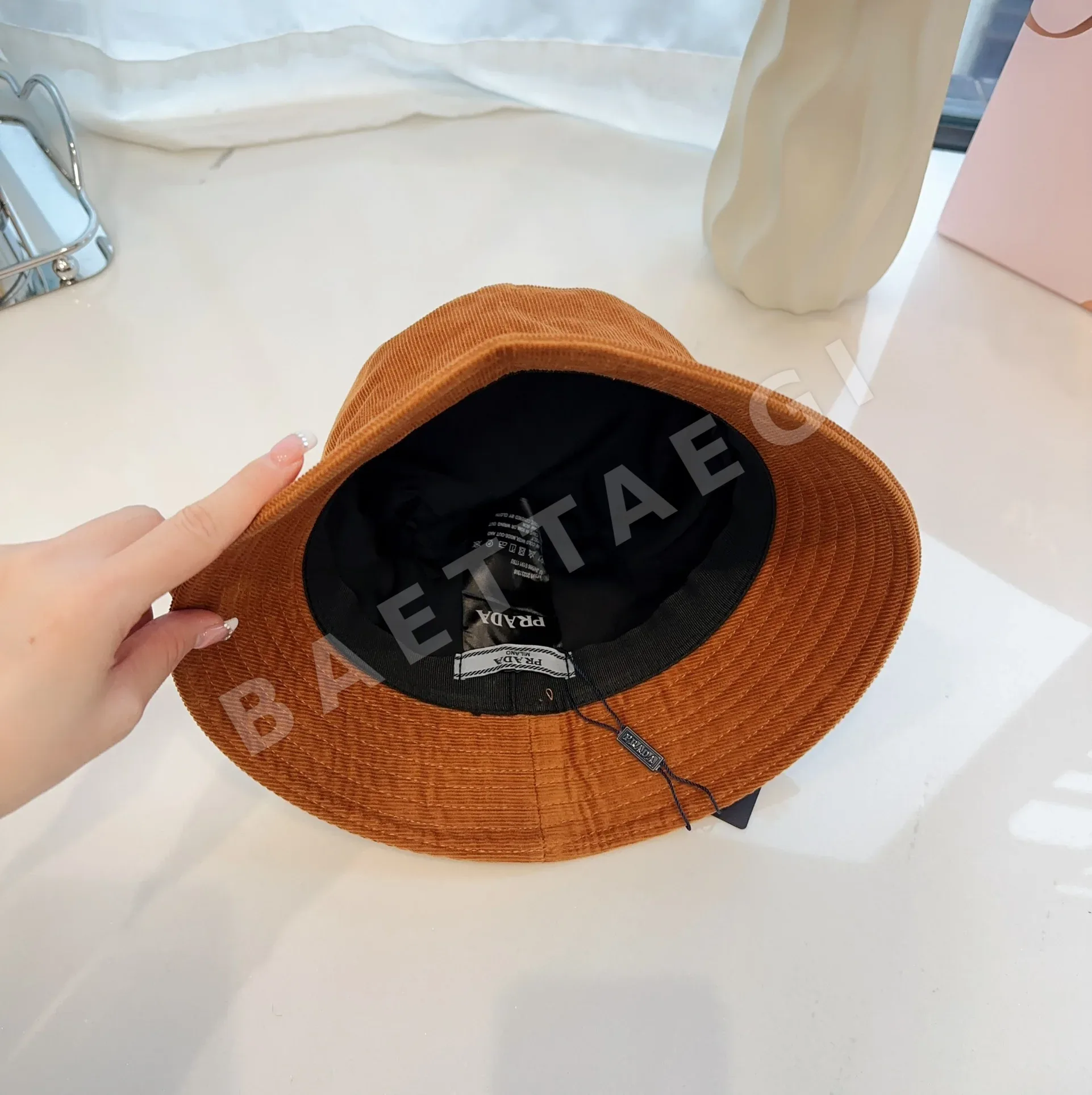 프라다 코듀로이 피셔맨 햇 모자 상세 이미지 9