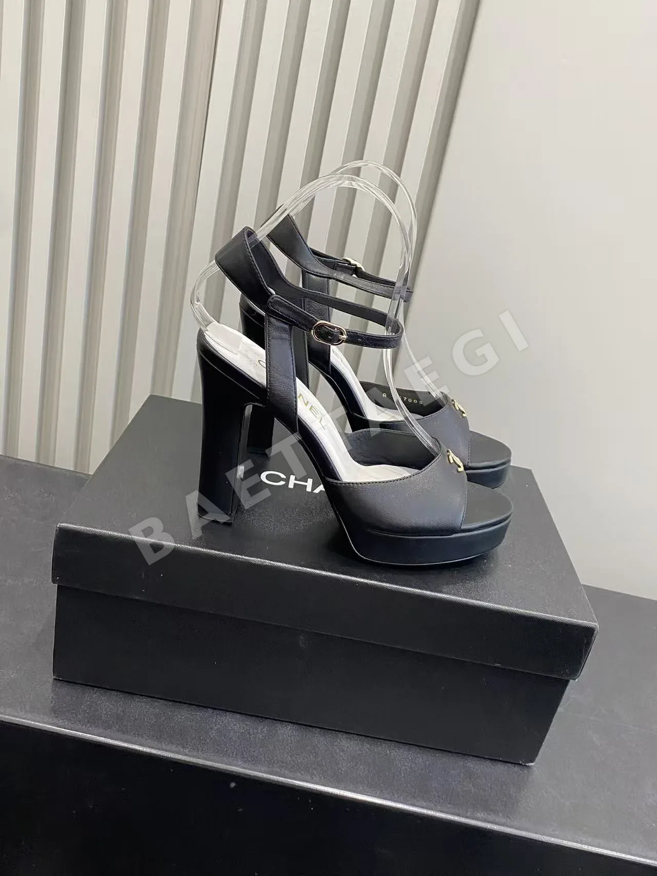 샤넬 청키 플랫폼 샌들 96194