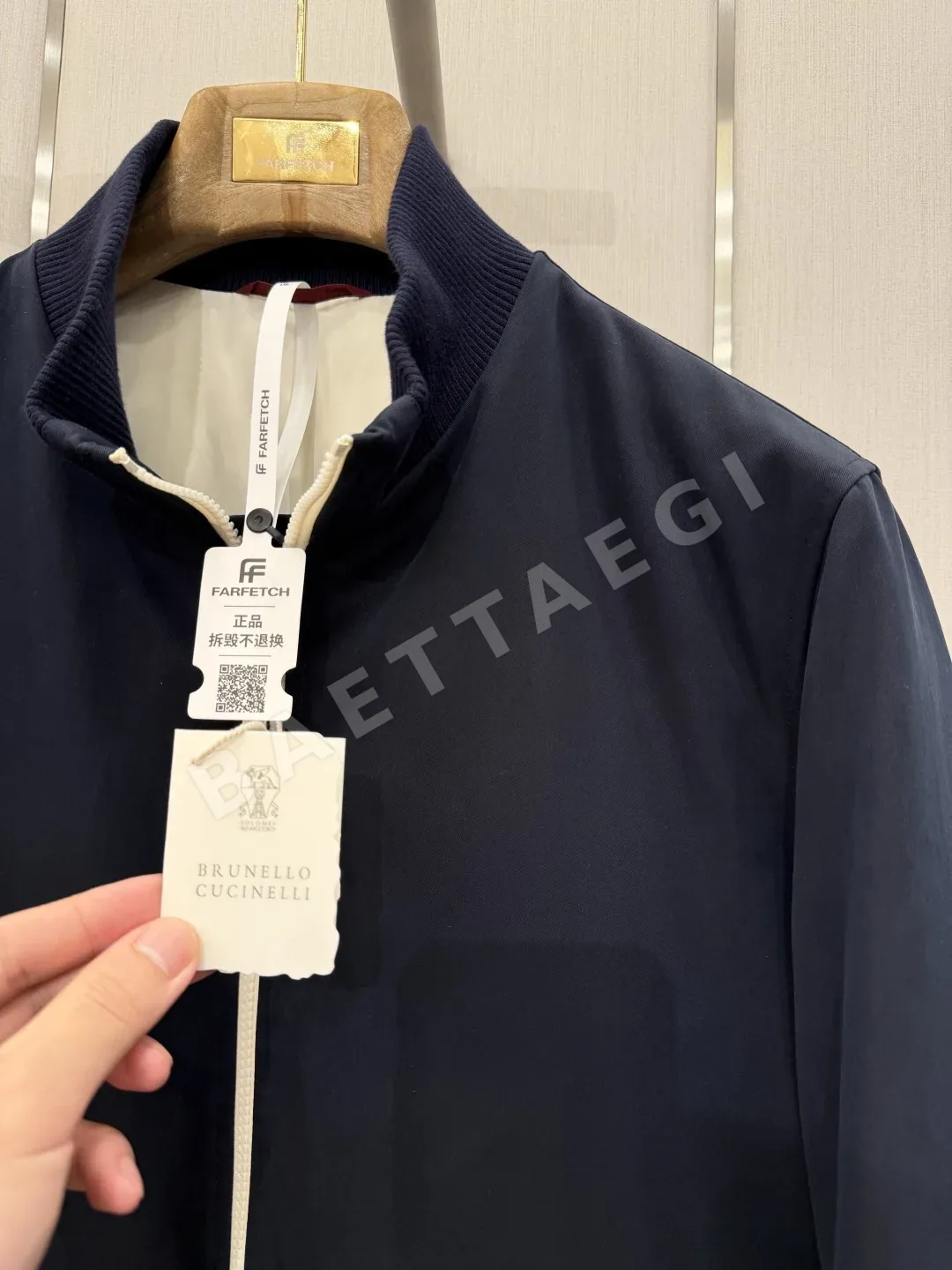 브루넬로쿠치넬리 코튼 봄버 다운 자켓 상세 이미지 7