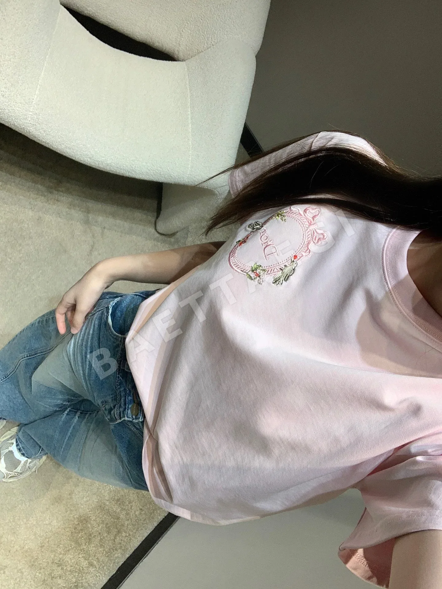 디올 벚꽃 자수 크루넥 반팔 티셔츠 상세 이미지 5