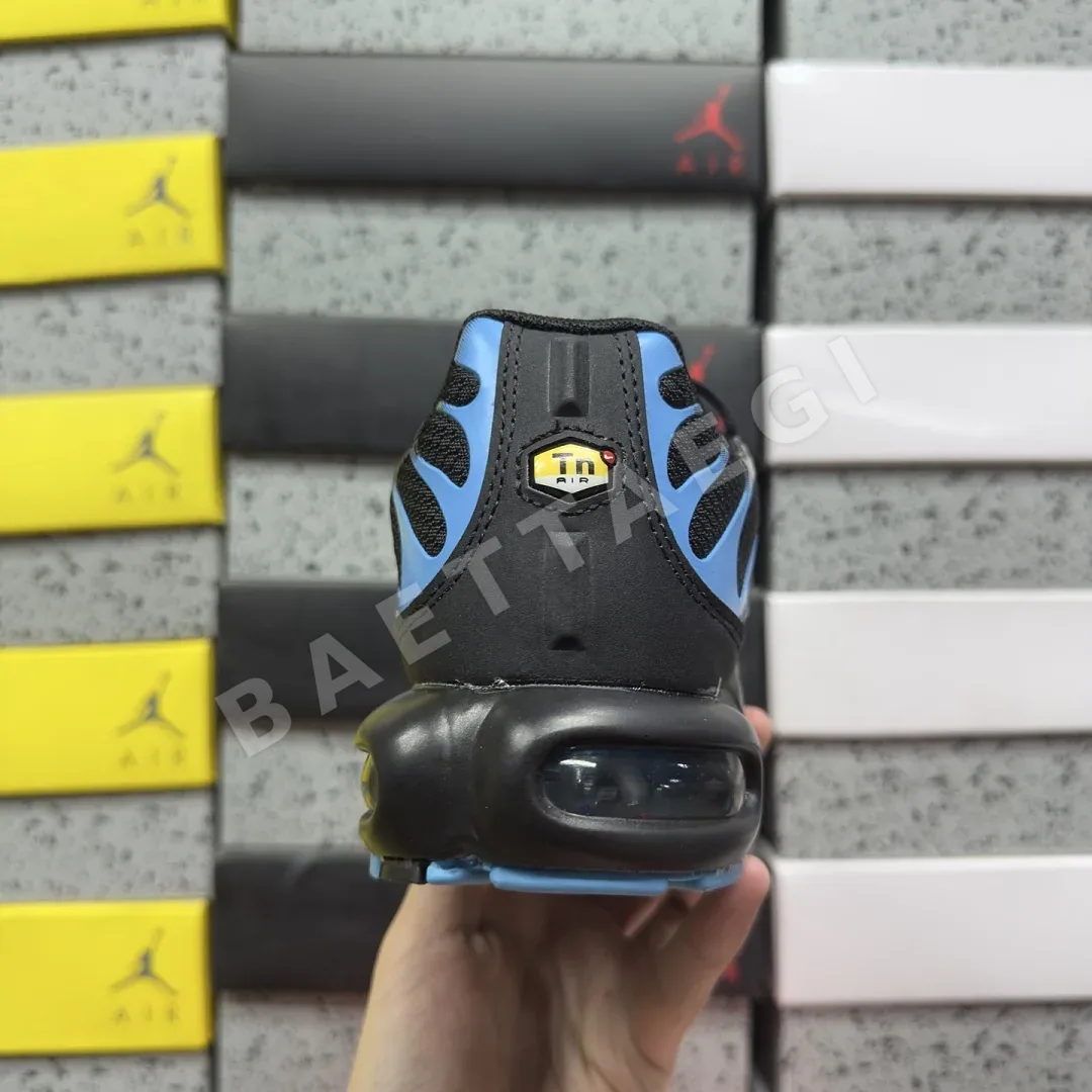 나이키 [BD] 에어 맥스 플러스 DM0032-005 201917 Nike Air Max Plus Black University Blue 상세 이미지 5