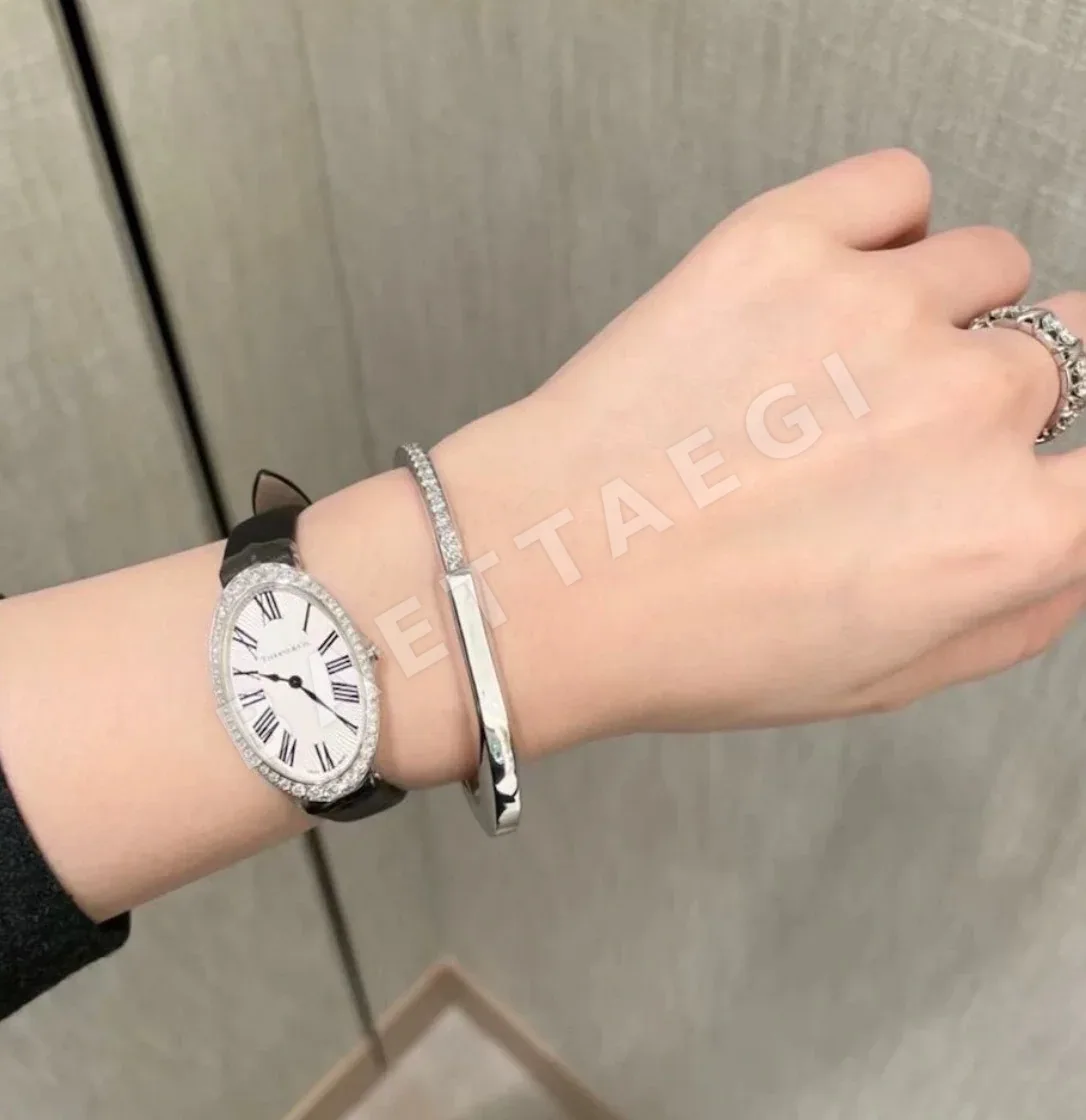 티파니 U자형 락 하프 다이아몬드 귀걸이 상세 이미지 5