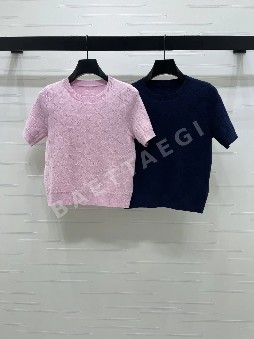 구찌 여성 반팔 91508