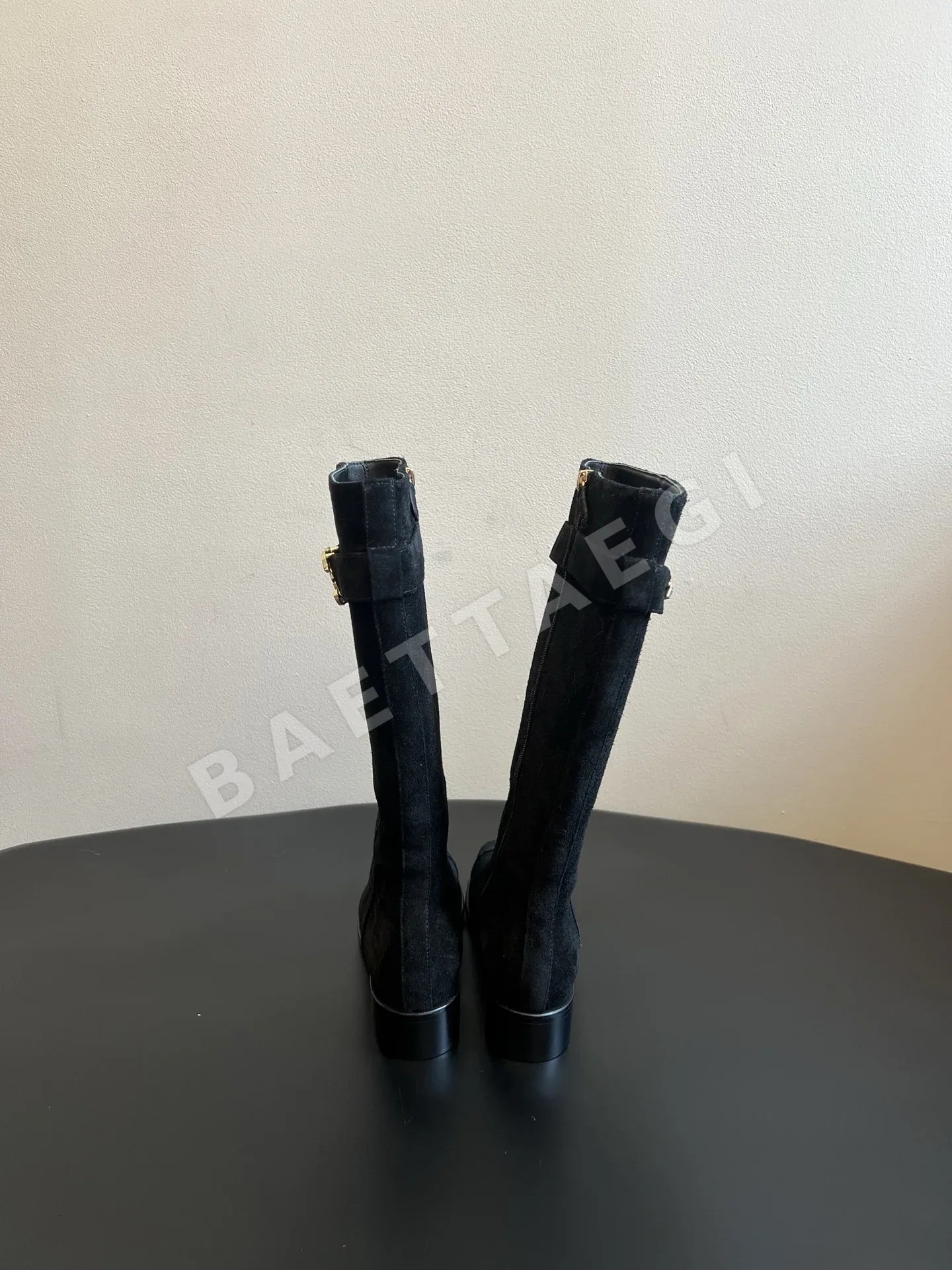 샤넬 부츠 여성 가죽 더블 C 버클 상세 이미지 4