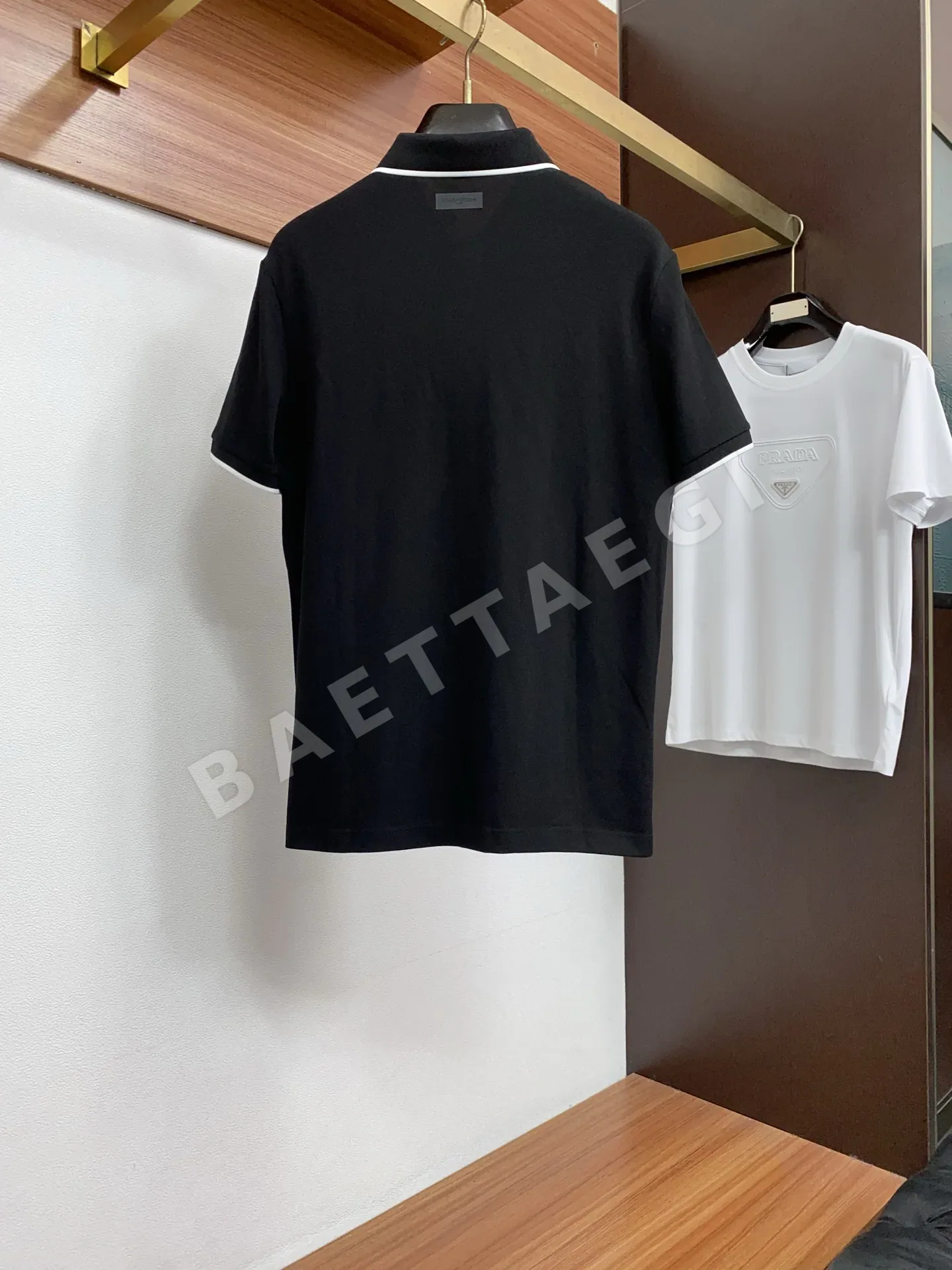 루이비통 클래식 라펠 폴로 반팔 티셔츠 상세 이미지 10
