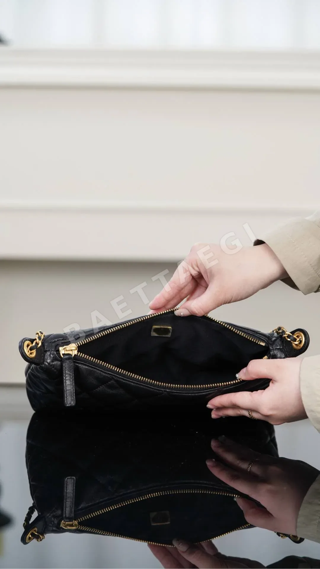 샤넬 초콜릿 골드 코인 램스킨 미니 크로스백 상세 이미지 8