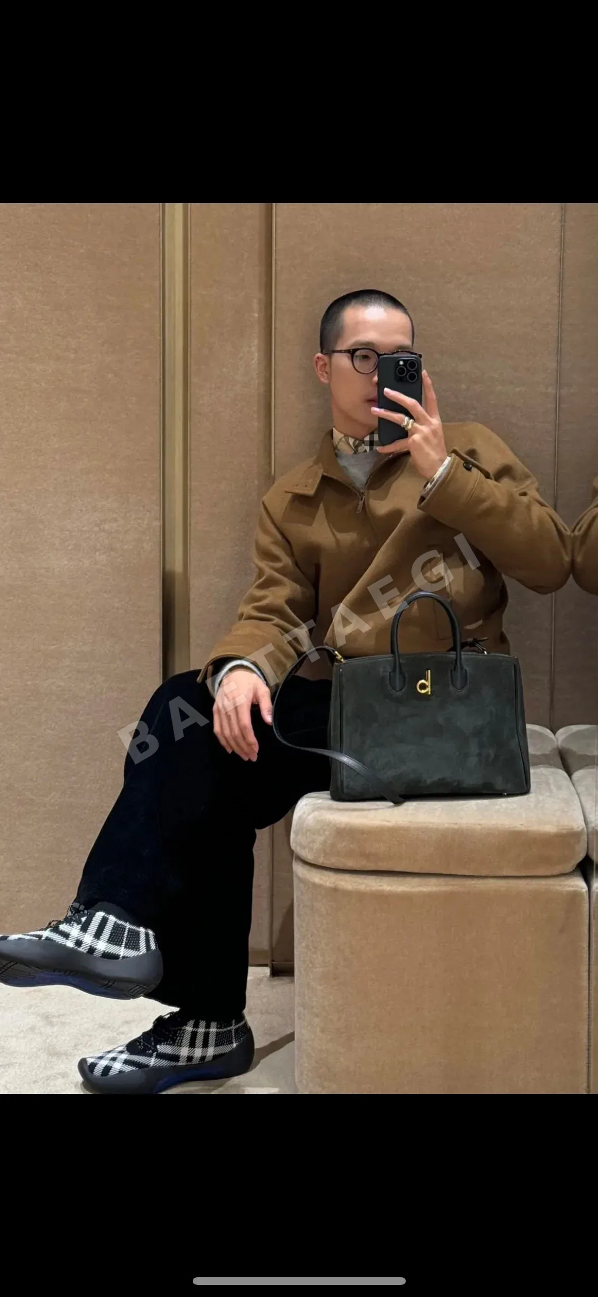 버버리 가방 상세 이미지 18