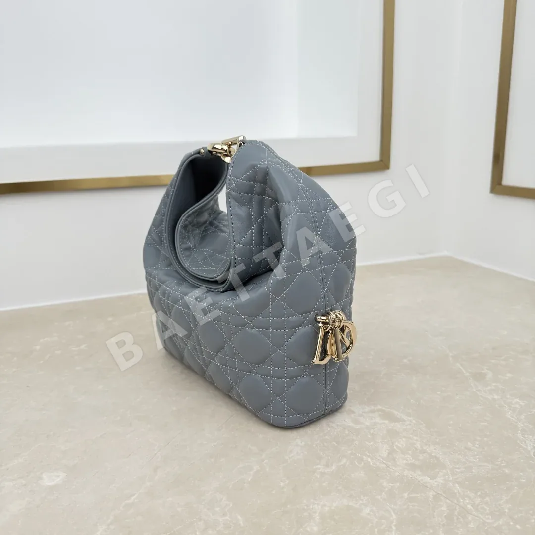 디올 뚜주흐 호보 버킷 가방 상세 이미지 2