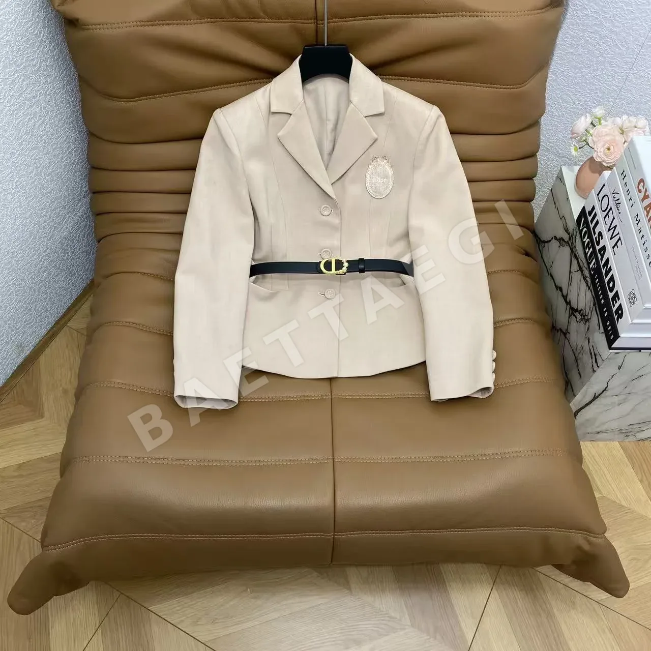 디올 허리 벨트 여성 자켓 상세 이미지 9