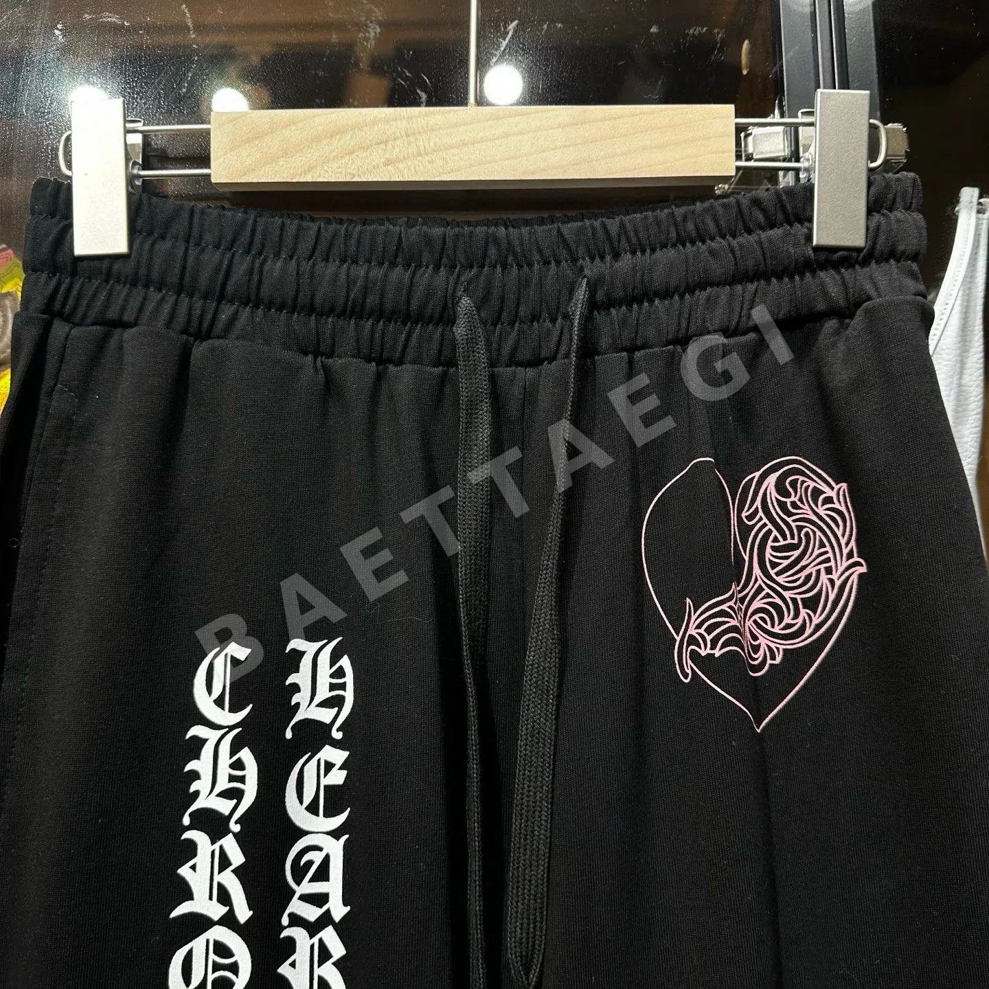 크롬하츠 블랙 코믹 남성 바지 상세 이미지 2