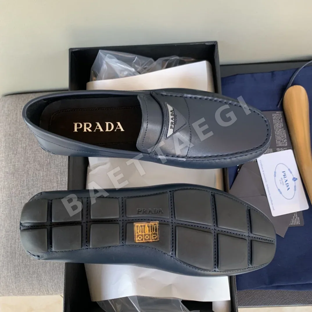 프라다 클래식 남성 드라이빙 로퍼 상세 이미지 9