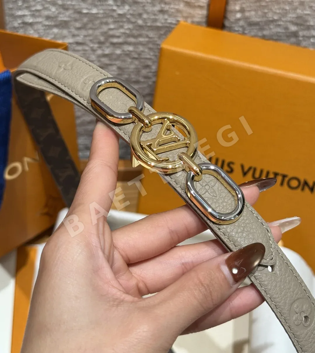 루이비통 도핀 20mm 리버시블 벨트 상세 이미지 5