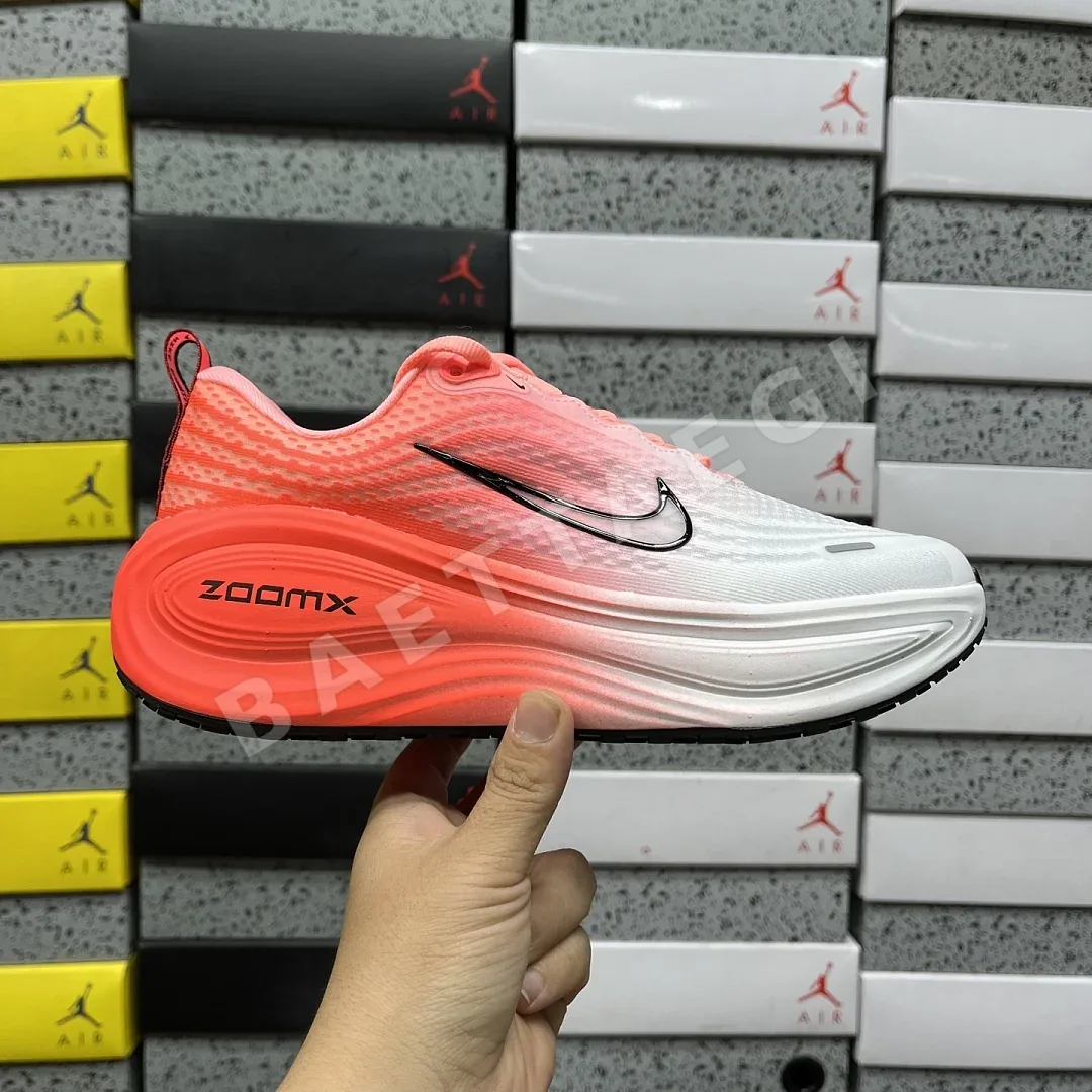 나이키 [XY] 보메로 플러스 IM2038-039 201686 Nike Vomero Plus 상세 이미지 8