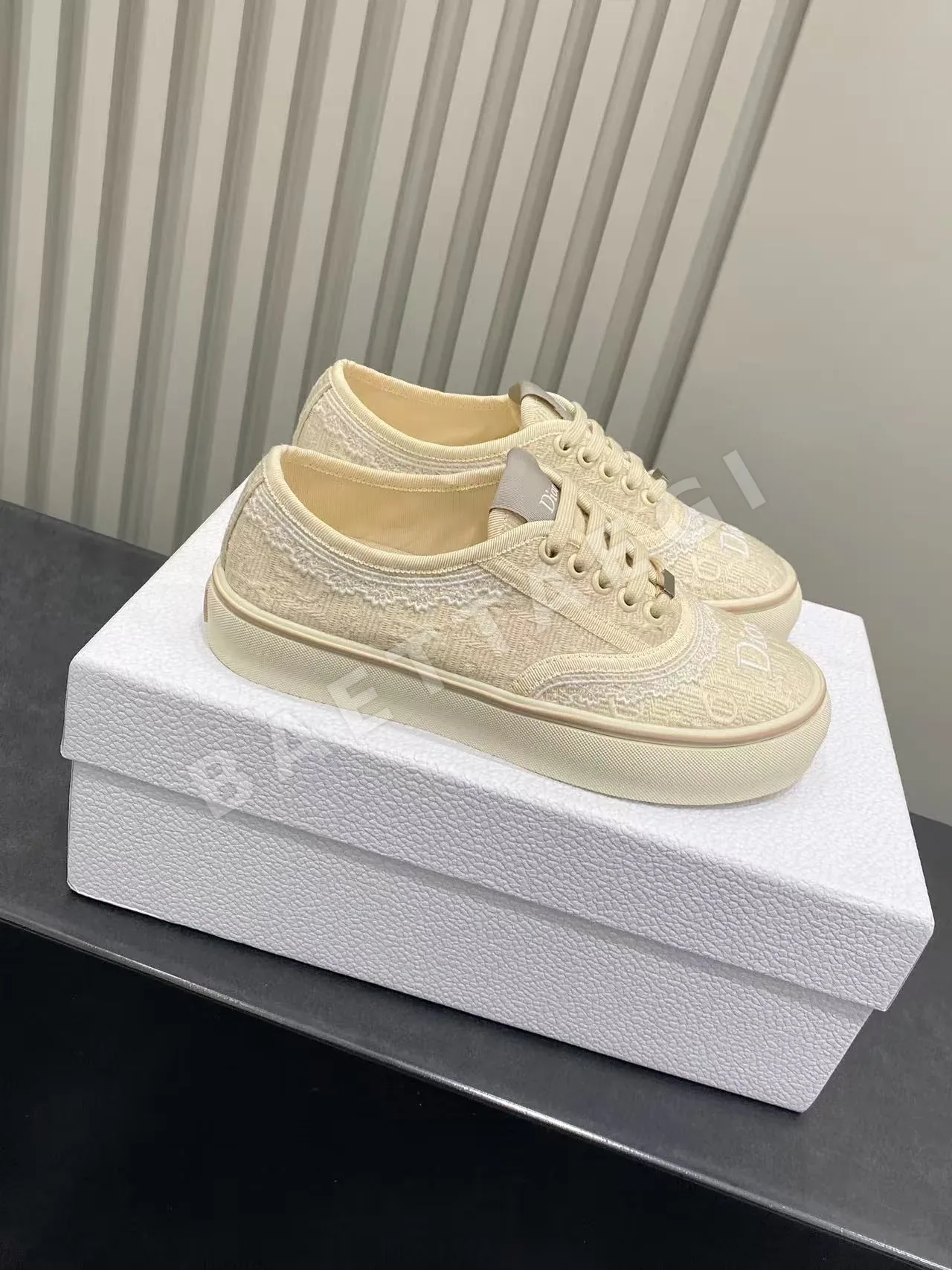 디올 신발 95713