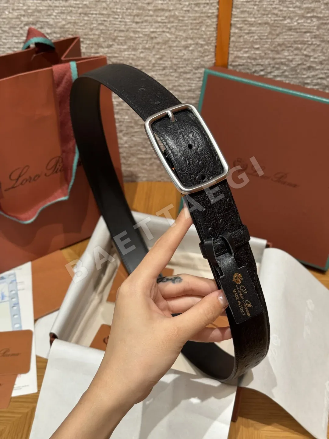 로로피아나 팔라듐 도금 스퀘어 버클 벨트 상세 이미지 3