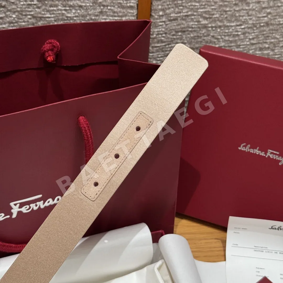로저비비에 Viv' 큐빅 장식 새틴 벨트 상세 이미지 7