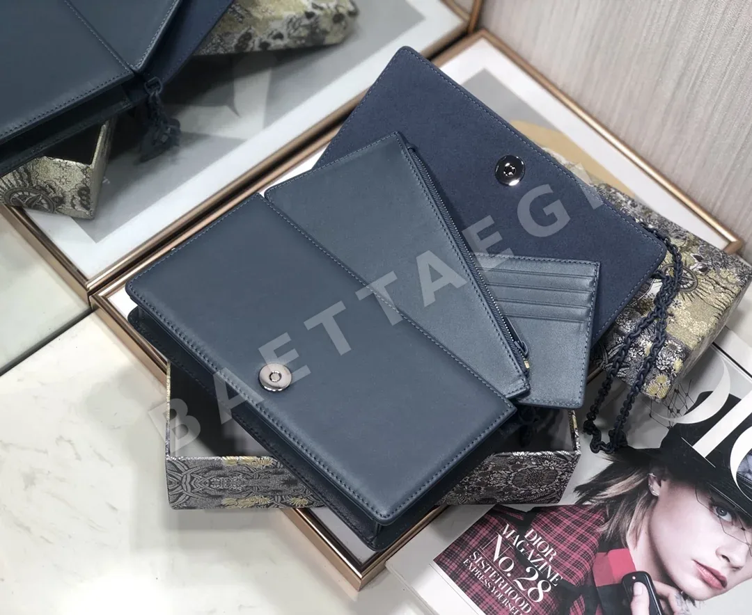 디올 레이디 카프스킨 클러치백 상세 이미지 8