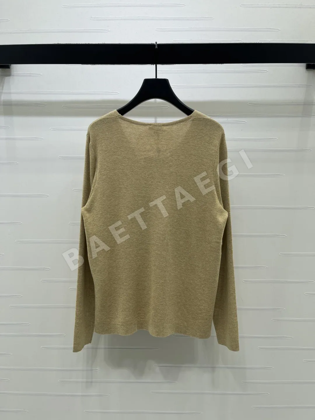 샤넬 V넥 메탈 버튼 여성 울 코튼 가디건 상세 이미지 8
