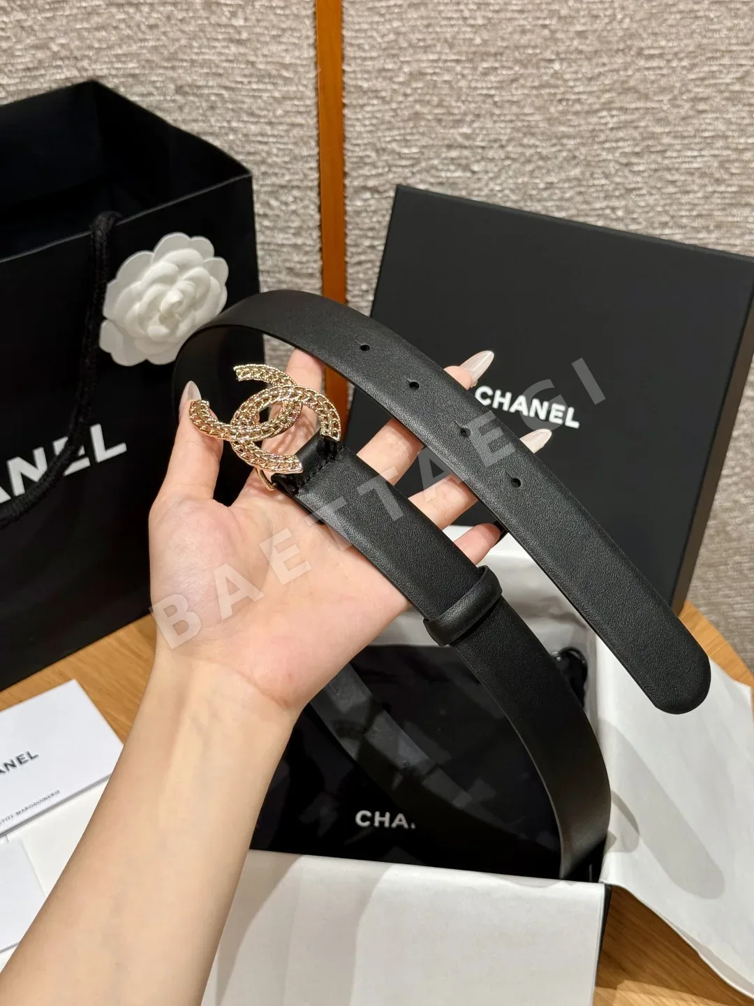 샤넬 클래식 더블 C 가죽 벨트 상세 이미지 4