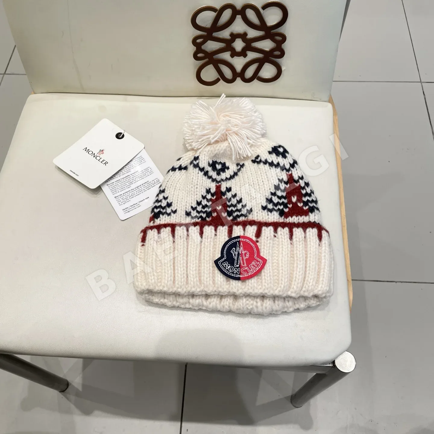 몽클레르 여성 울 폼폼 니트 모자 186878