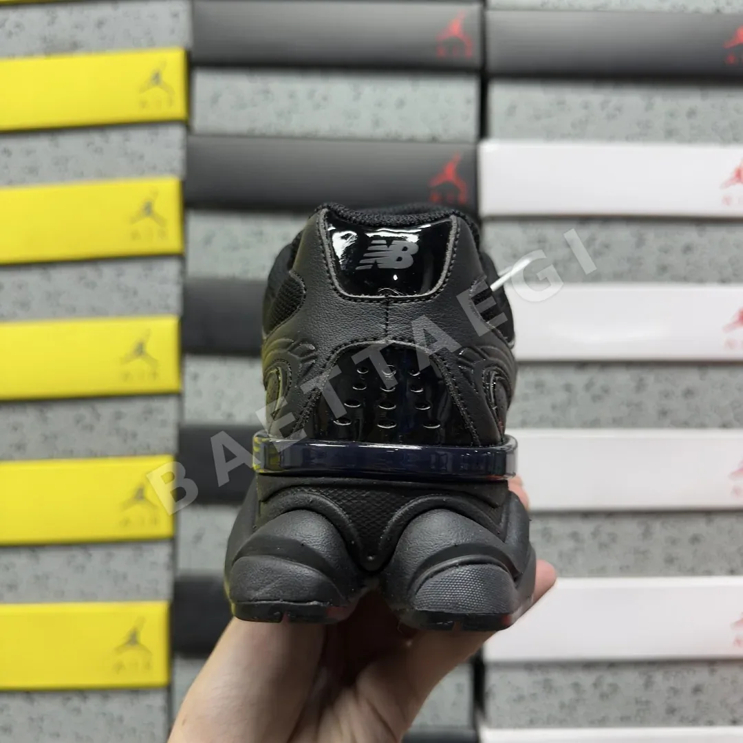 뉴발란스 [C] 9060 9060R U90603BQ 202258 New Balance 9060 9060R Black 상세 이미지 9