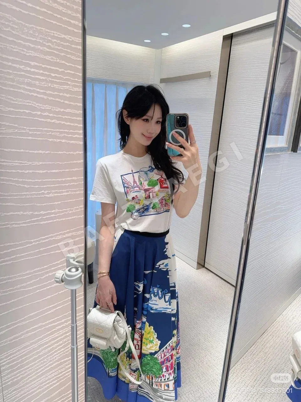 디올 파리 레드카펫 글래머 프린트 린넨 반팔 티셔츠 상세 이미지 3
