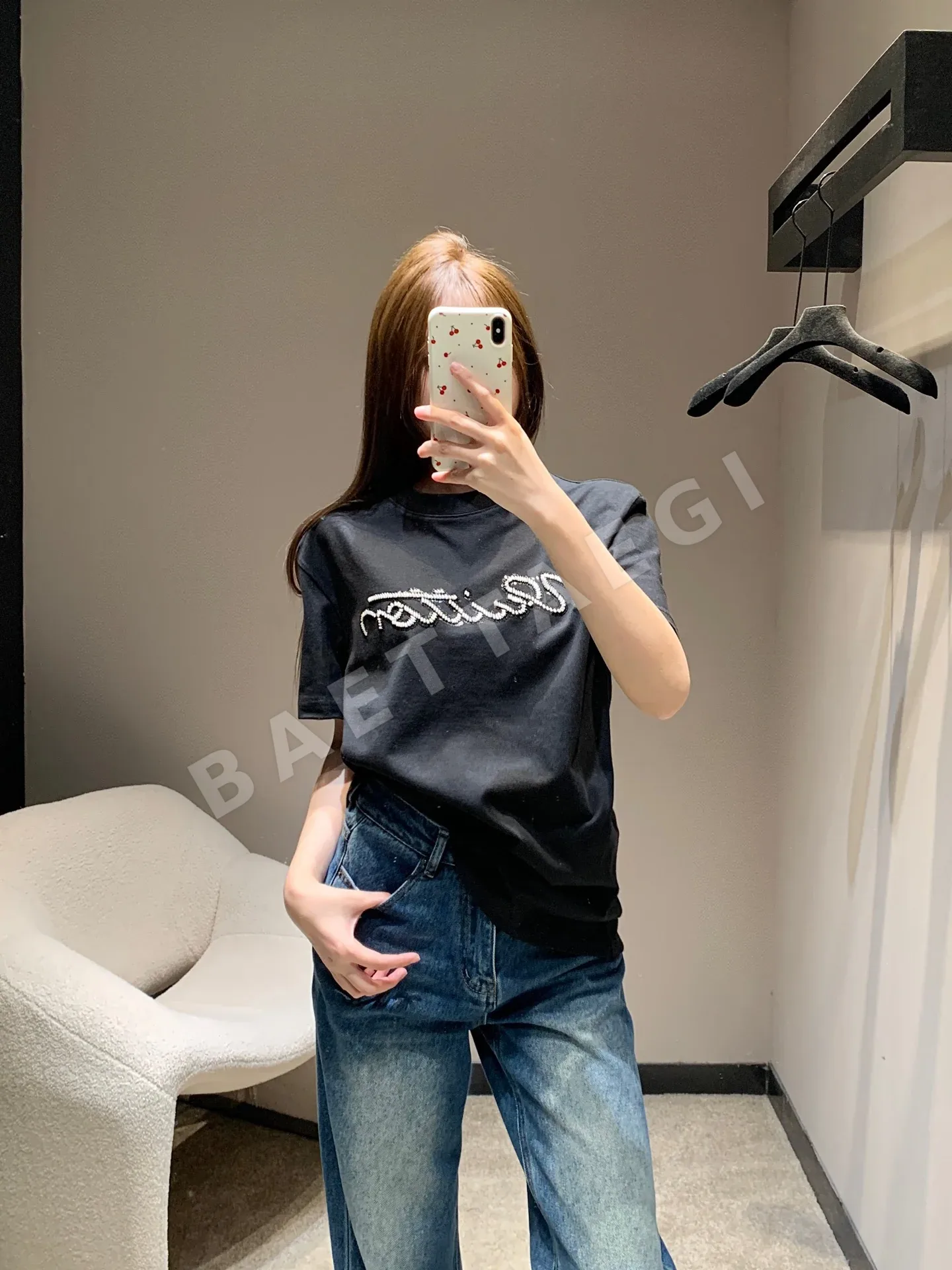 루이비통 비즈 자수 크루넥 코튼 반팔 티셔츠