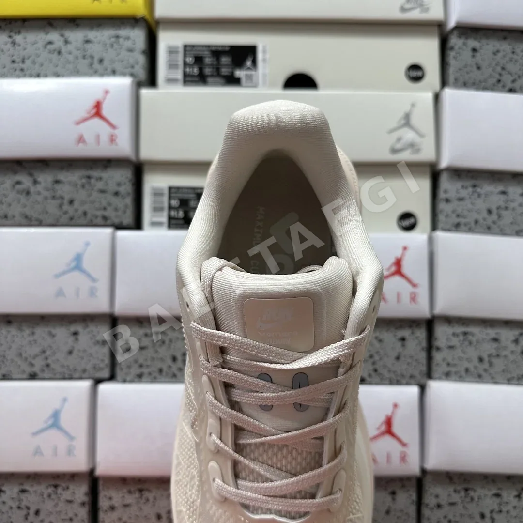 나이키 [5A] 보메로 프리미엄 아이보리 HQ2050-835 201642 Nike Vomero Premium 상세 이미지 5