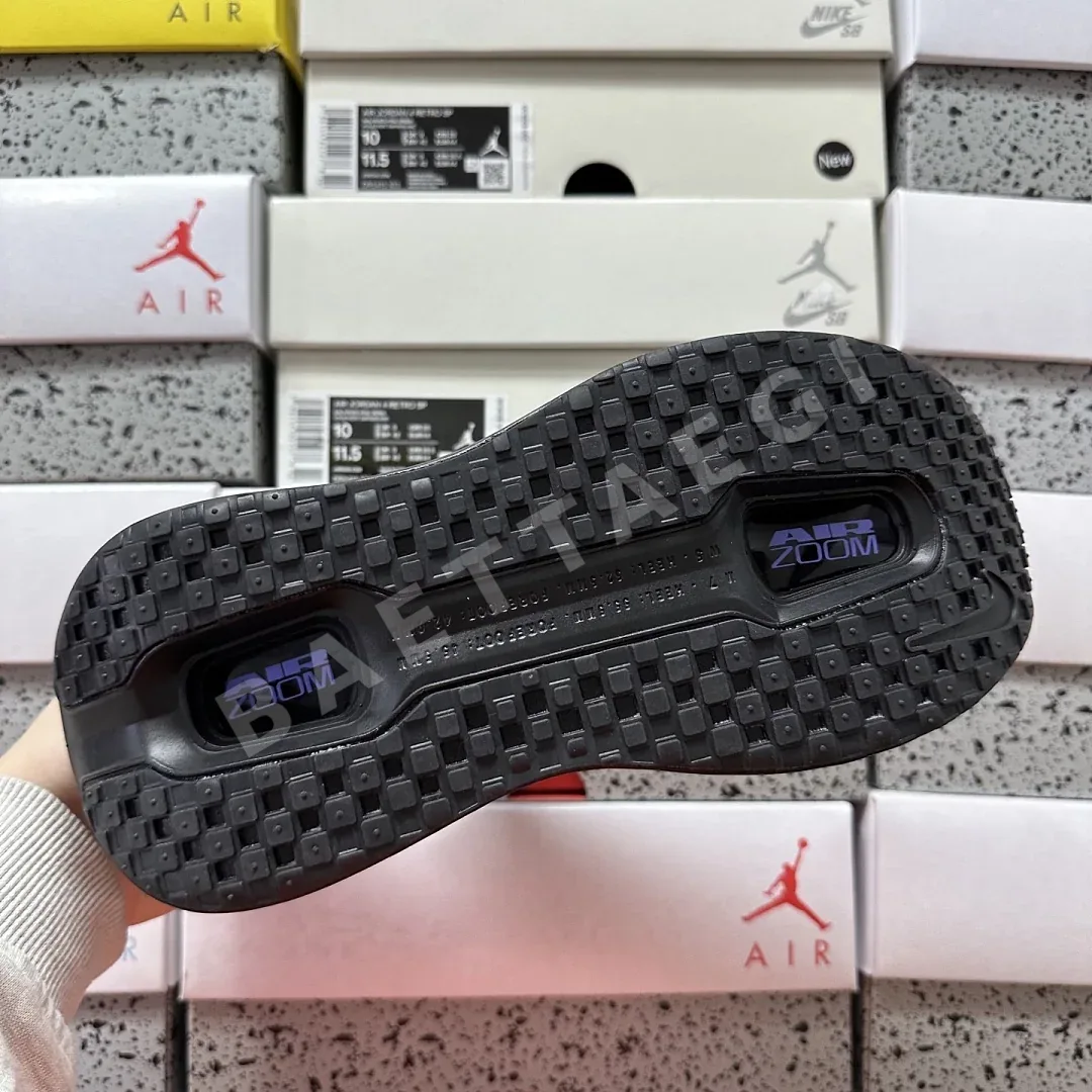 나이키 [5A] 보메로 프리미엄 블랙 퍼플 HQ2050-002 201635 Nike Vomero Premium 상세 이미지 10