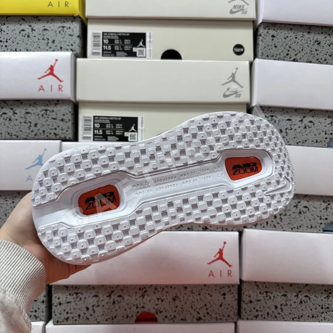 나이키 [5A] 보메로 프리미엄 화이트 오렌지 HQ2050-631 201626 Nike Vomero Premium 상세 이미지 7