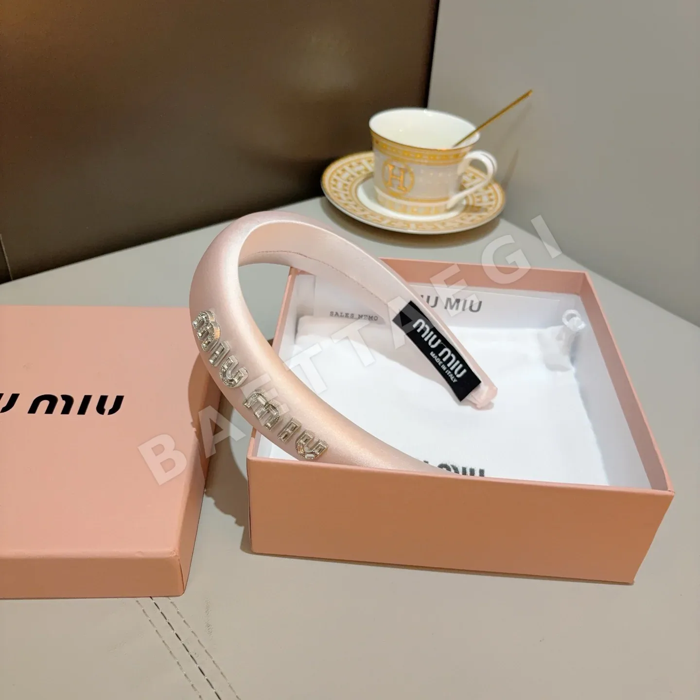 미우미우 새틴 스펀지 헤어밴드 헤어악세 상세 이미지 6